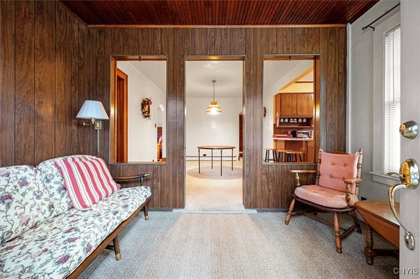 Interior, Pendant Lights, Wooden Walls