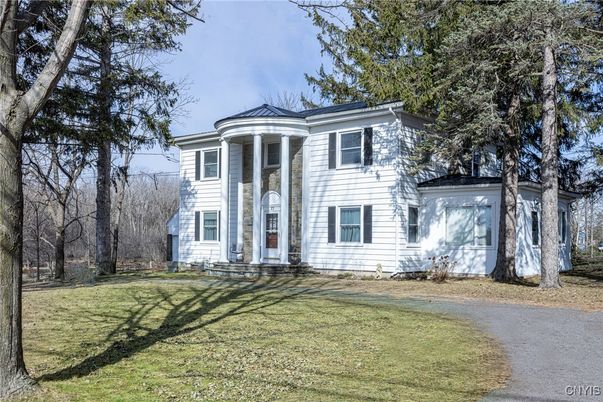 Backyard, Exterior, Facade, Georgian