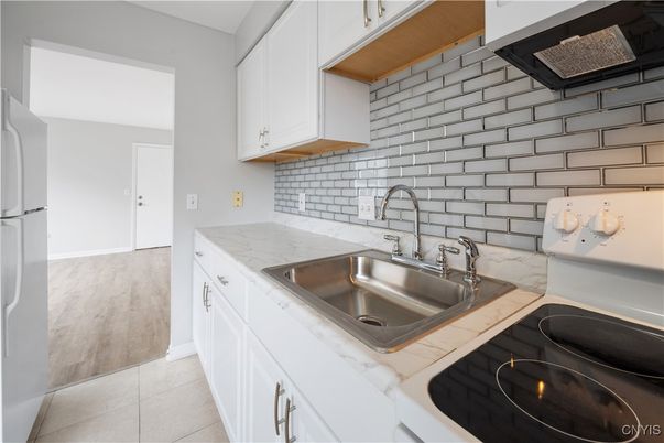 Interior, Kitchen, Tile Countertops