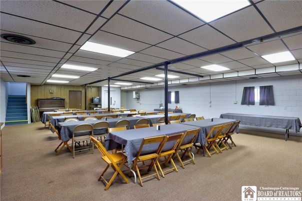 Dining room, Interior, Recessed Lighting