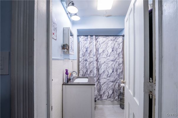 Bathroom, Interior, Marble Walls