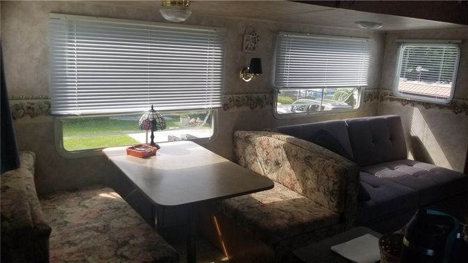 Dining room, Interior