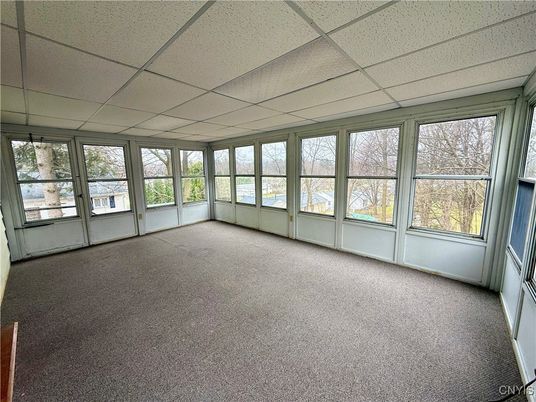 Empty room, Interior, Sun Room