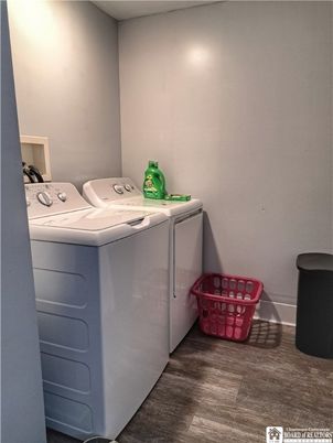 Interior, Washer, Wood Texture Flooring