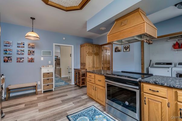 Interior, Kitchen, Pendant Lights, Wood Texture Flooring
