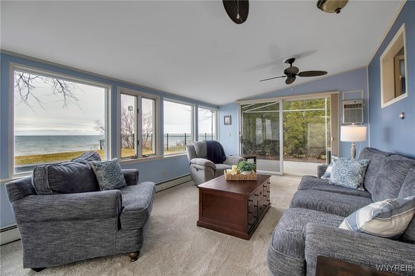 Interior, Living room, Sun Room, Water