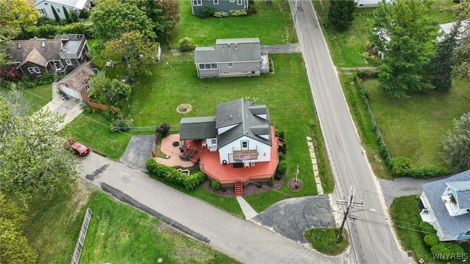 Exterior, Drone