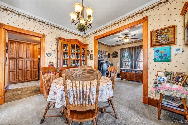 Chandelier, Dining room, Interior