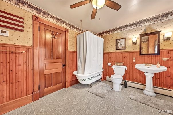 Bathroom, Interior