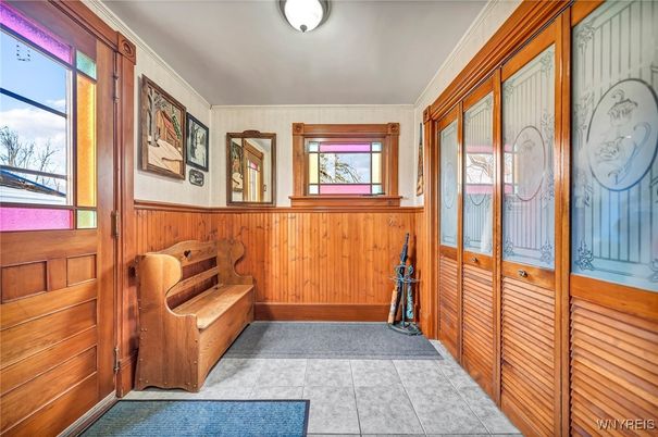 Interior, Wooden Walls
