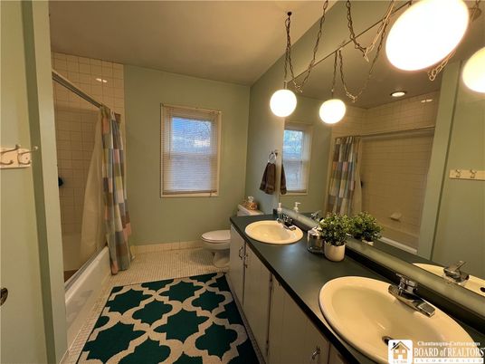 Bathroom, Dual Sink Vanities, Interior, Pendant Lights