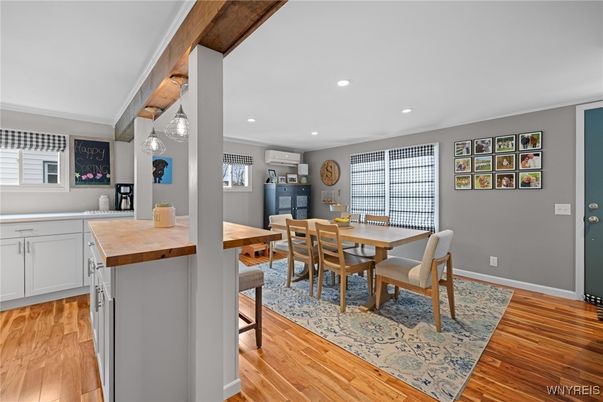 Dining room, Interior, Kitchen, Pendant Lights, Recessed Lighting, Wood Texture Flooring