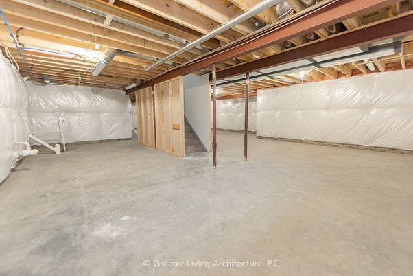 Garage, Interior, Wooden Beams
