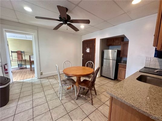 Dining room, Interior, Kitchen, Recessed Lighting