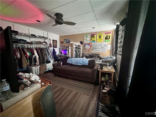 Interior, Recessed Lighting, Walk-in Closets, Wood Texture Flooring