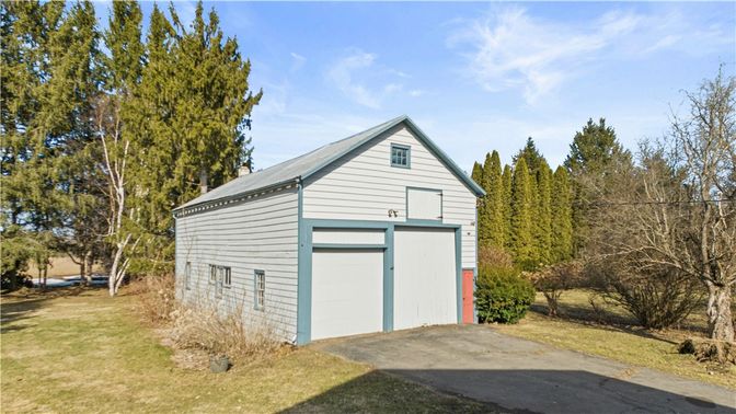 Backyard, Detached Garage, Exterior