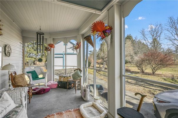 Exterior, Interior, Sun Room