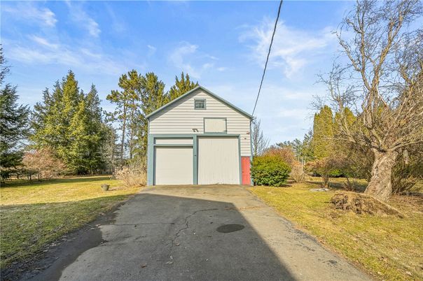 Backyard, Detached Garage, Exterior