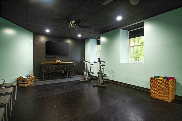 Fitness Equipment, Interior, Recessed Lighting