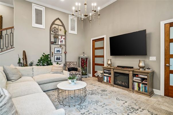 Fireplace, Interior, Living room, Pendant Lights, Recessed Lighting