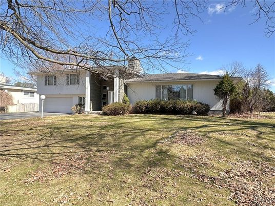 Attached, Backyard, Exterior, Facade, Split Level