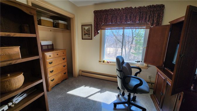 Home Office, Interior