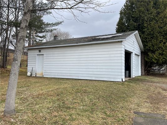 Backyard, Detached Garage, Exterior