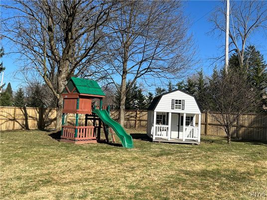 Backyard, Exterior, Playground