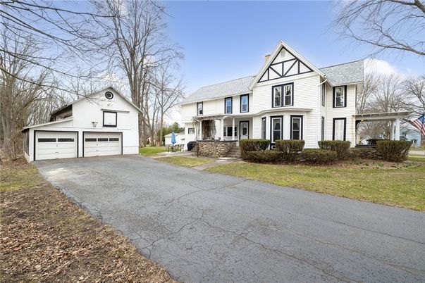 Attached, Detached Garage, Exterior, Facade, Farmhouse
