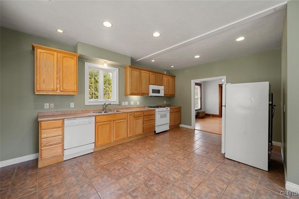 Interior, Kitchen, Recessed Lighting