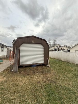 Backyard, Detached Garage, Exterior