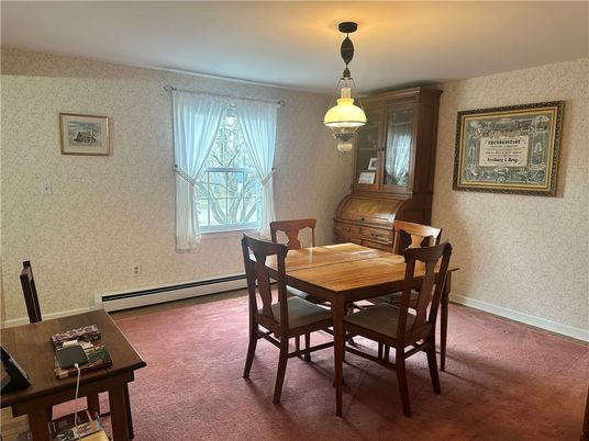 Dining room, Interior