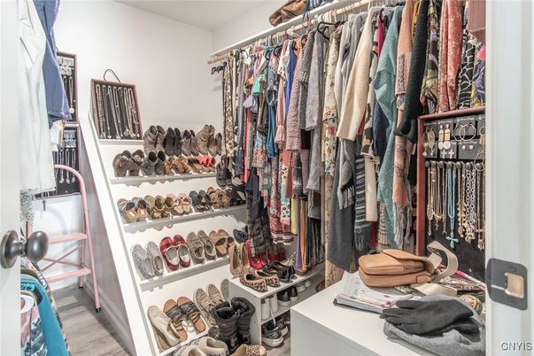 Interior, Walk-in Closets, Wood Texture Flooring