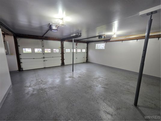 Garage, Interior