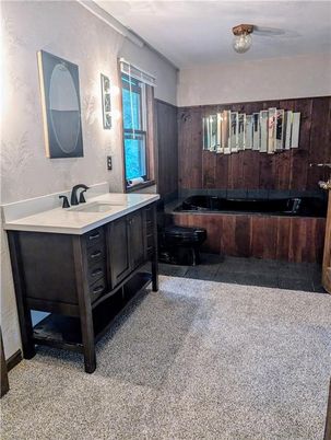 Bathroom, Dual Sink Vanities, Interior
