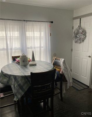 Dining room, Interior