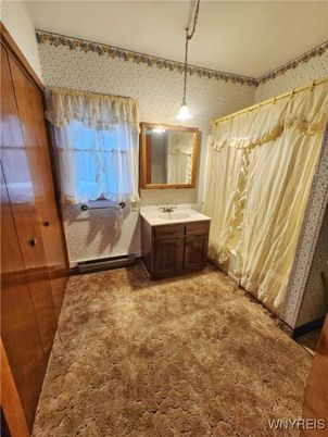 Bathroom, Interior, Pendant Lights