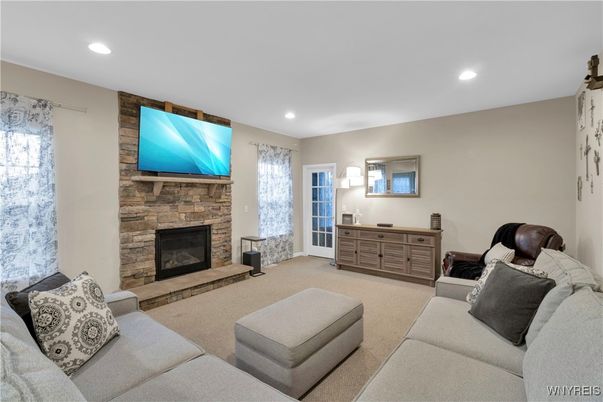 Fireplace, Interior, Living room, Recessed Lighting