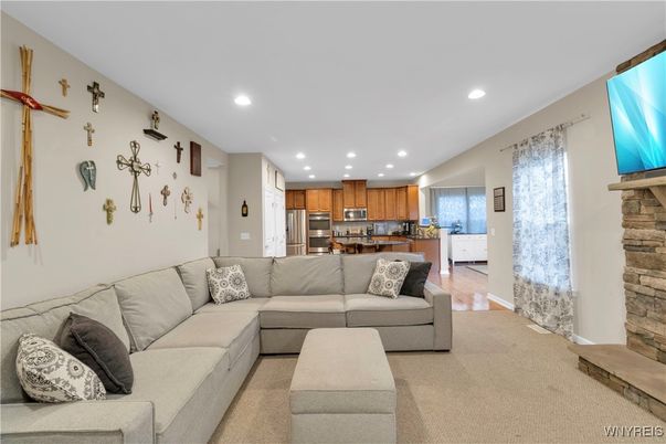 Interior, Kitchen, Living room, Recessed Lighting, Stainless Steel Appliances