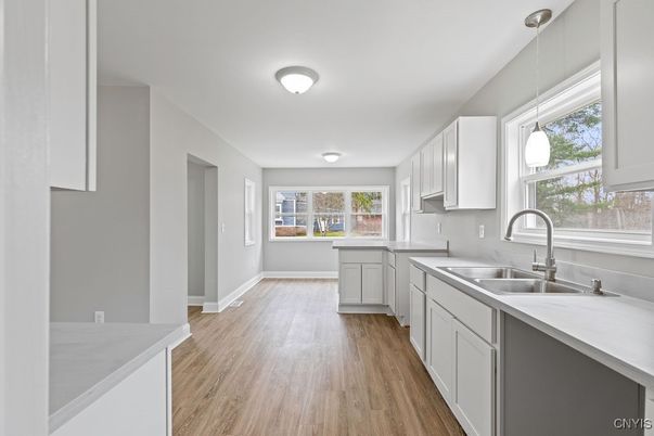 Interior, Kitchen, Pendant Lights, Wood Texture Flooring