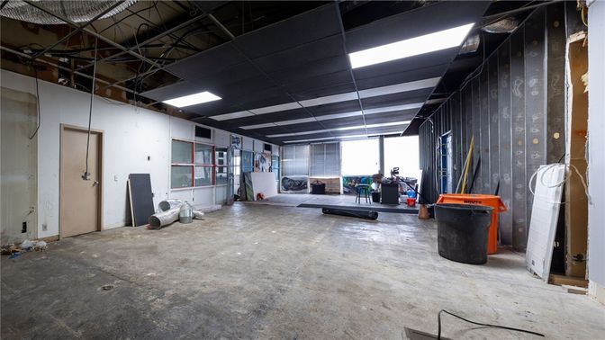 Interior, Recessed Lighting