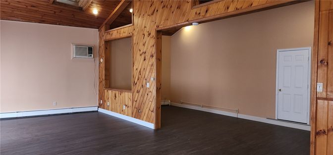 Empty room, Interior, Wooden Beams, Wooden Ceilings, Wood Texture Flooring, Wooden Walls