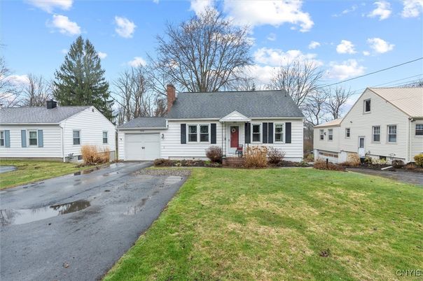 Attached, Detached Garage, Exterior, Facade, Cape Cod