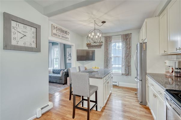 Chandelier, Dining room, Interior, Kitchen, Wood Texture Flooring
