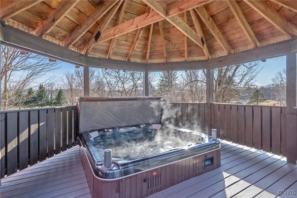 Exterior, Hot Tub