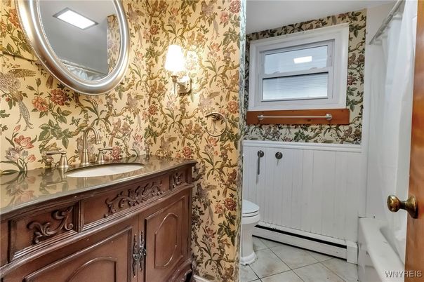 Bathroom, Interior