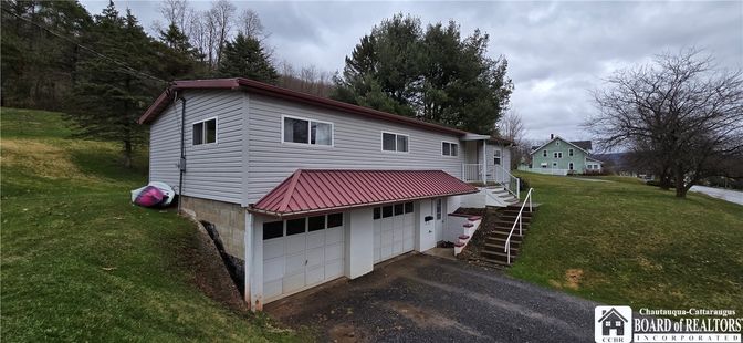 Backyard, Detached Garage, Exterior