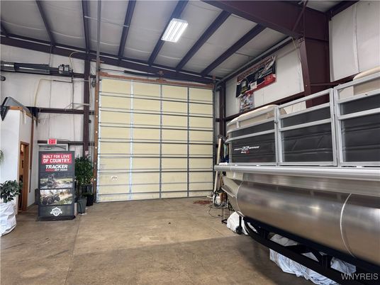 Garage, Interior