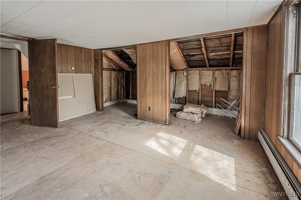 Empty room, Interior, Wooden Beams, Wooden Ceilings, Wooden Walls