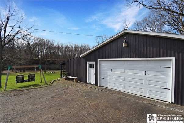 Backyard, Detached Garage, Exterior